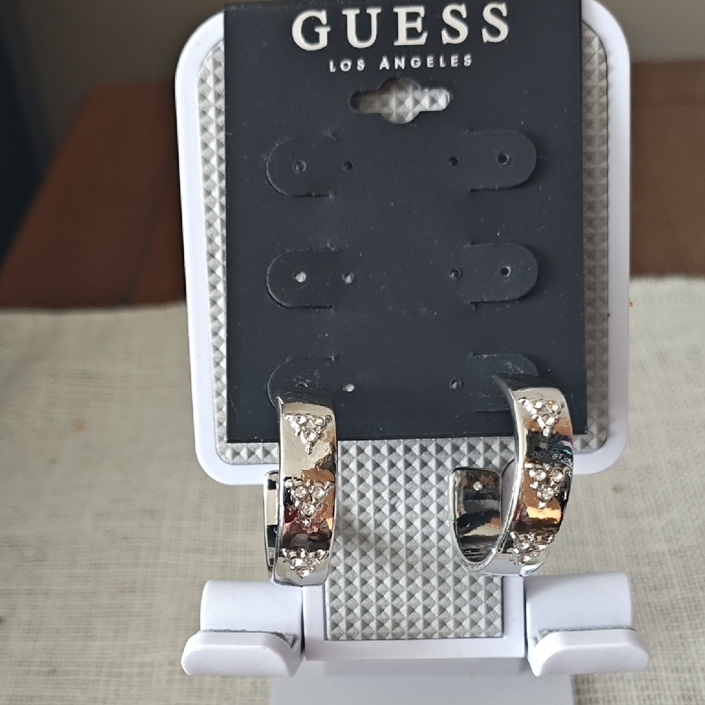 New ⚠️ Guess Silver Textured Hoop Earrings